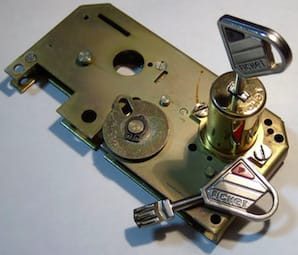 Cerradura de seguridad de embutir con llave